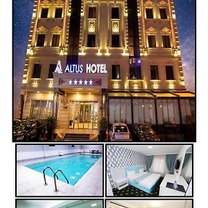 Altus Hotel - Free Massage